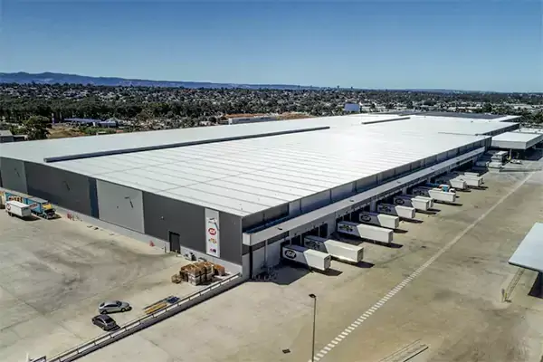 Distribution-Warehouse